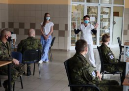 Do Nemocnice Pardubického kraje přijeli vypomoci vojáci