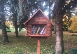 Díky klubu Samorost má Litomyšlská nemocnice vlastní knihobudku