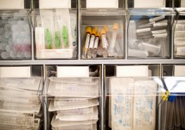 Nemocnice očekávají další nárůst pacientů, ještě více proto omezí odkladnou péči