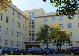 Rekonstrukce porodních sálů na den uzavře příjem rodiček v Pardubické nemocnici