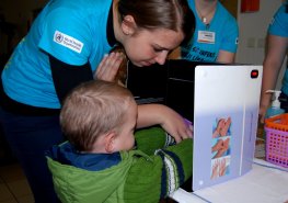 Novinka táhne. O cvičení v nové tělocvičně na porodnici Pardubické nemocnice je zájem