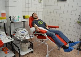Letošní Valentýnské odběry krve v Nemocnici Pardubického kraje přilákaly 60 nových dárců