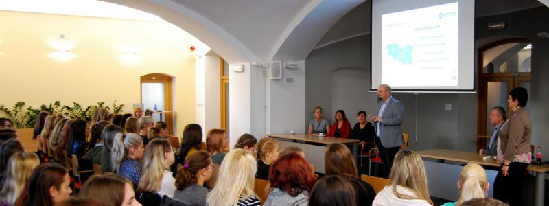 Nemocnice Pardubického kraje pořádala kontaktní den pro studenty zdravotnických škol