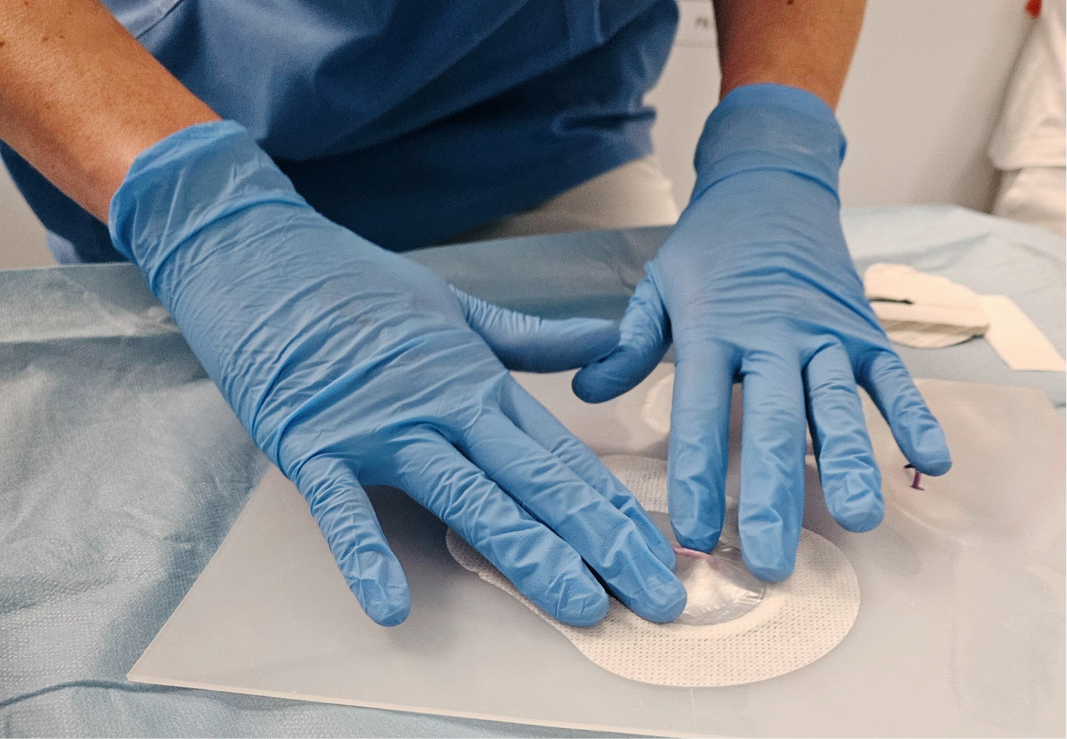 Když zdravotníci školí zdravotníky – první z praktických seminářů péče o cévní vstupy